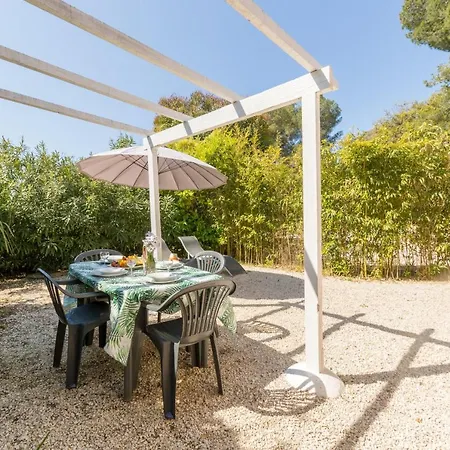 L'auguiere Ouest, Maisonnette Au Coeur Du Vignoble Proche De La Et Des Sentiers Cotiers 別荘